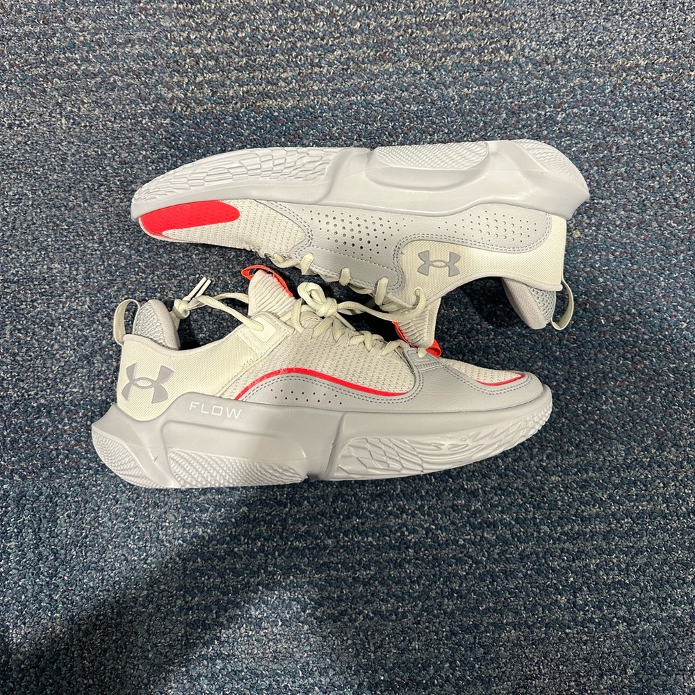Brand new under armour futr x- 3 size 12 brand new with box
